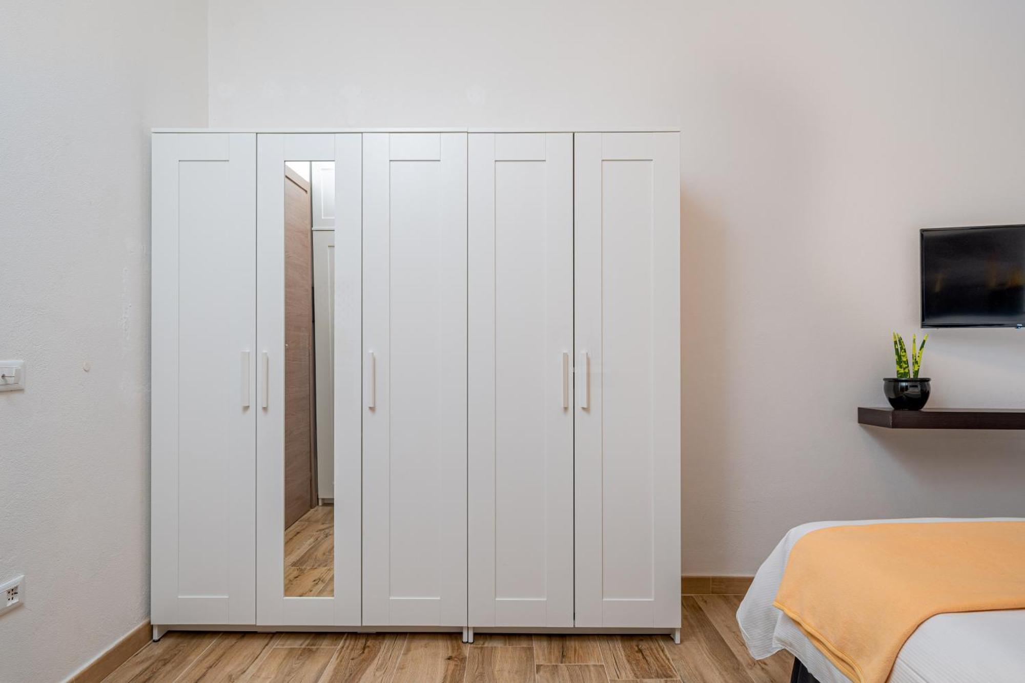 Dimore In Residenze Asproni 24 Cagliari Buitenkant foto